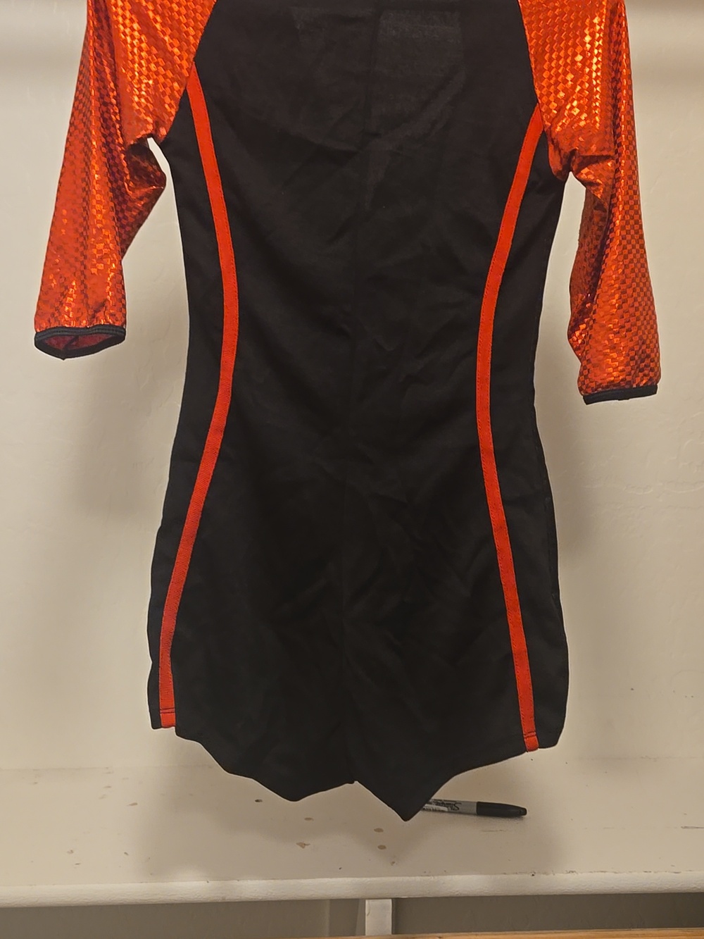 Sexy Racing Flag Girl Costume - Black & Red View 5